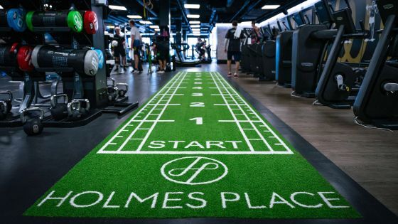 american-express-magazin-holmes-place-genf-fitness-stagestatic